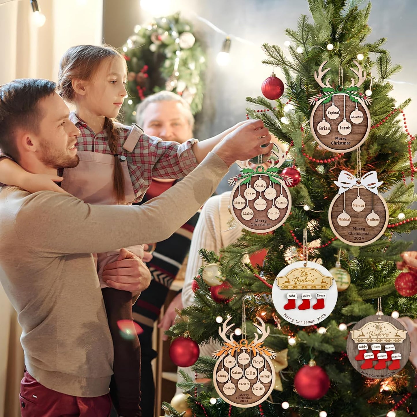 Personalized Christmas Ornaments 2025 with Family Names Custom Wooden Ornaments for Christmas Tree Personalized Ornament Gifts (1-10 Names)