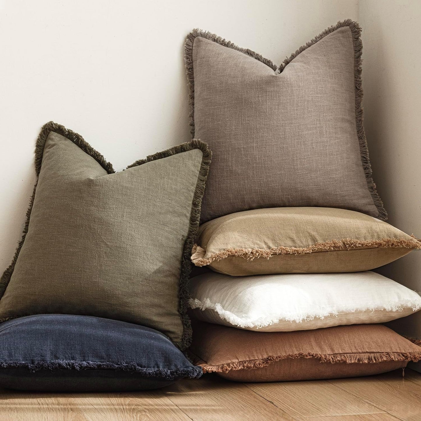 Foindtower Set of 2 Decorative Linen Fringe Throw Pillow Covers Cozy Boho Farmhouse Cushion Cover with Tassels Soft Accent Pillowcase for Couch Sofa Bed Living Room Home Decor,26×26 Inch,Brown Tan