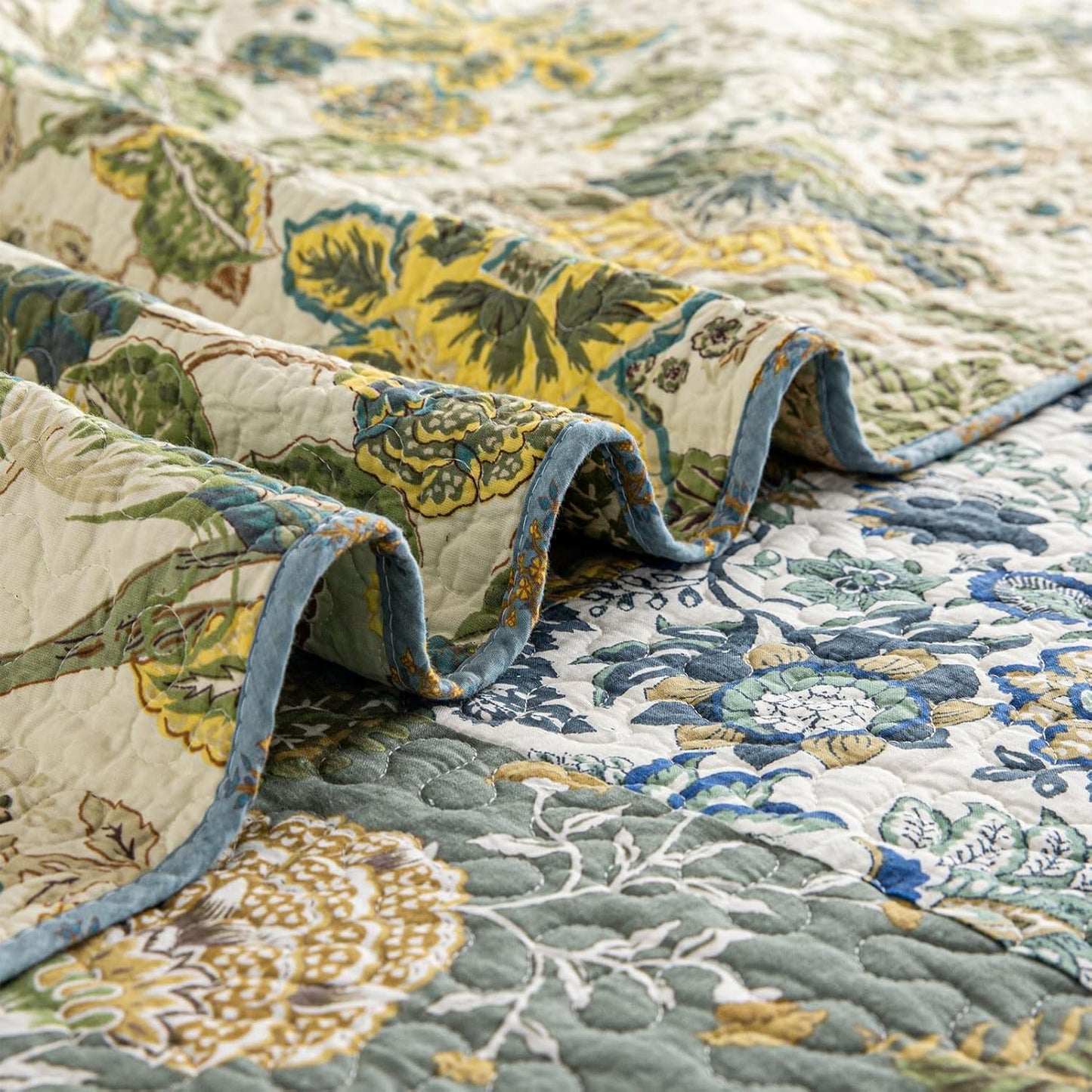 YAYIDAY Quilt King Size Patchwork Bedspread - 100% Cotton Reversible Breathable Green Leaves Quilted Quilt with Pillow Shams for All Seasons