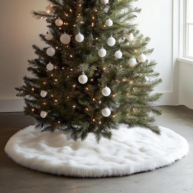 AOGU 36 Inch Faux Fur Christmas Tree Skirt White Plush Skirt for Merry Christmas Party Christmas Tree Decoration