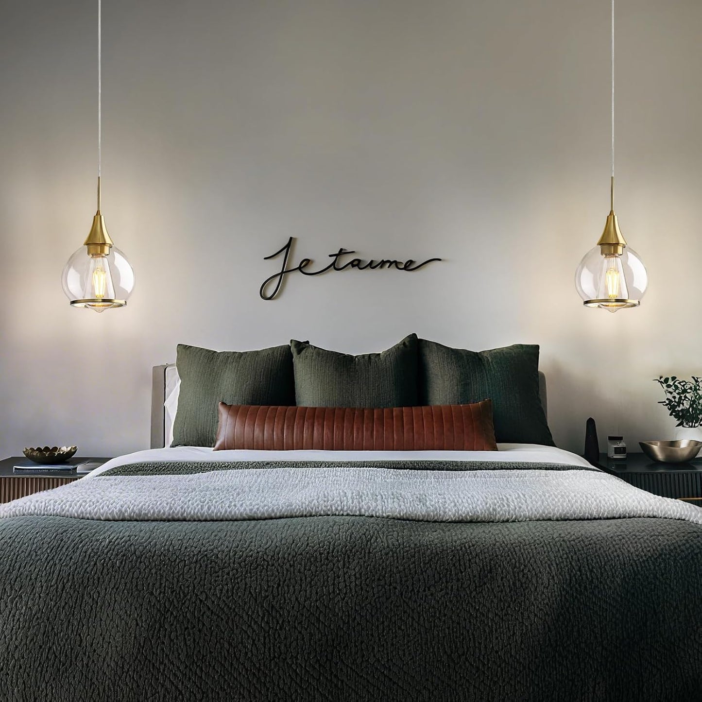 Pendant Light Fixtures Kitchen: 2 Pack Modern Gold Island Light with Clear Glass - 6 Inch Mid Century Globe Kitchen Lighting Chandeliers Ceiling for Foyer Bedroom