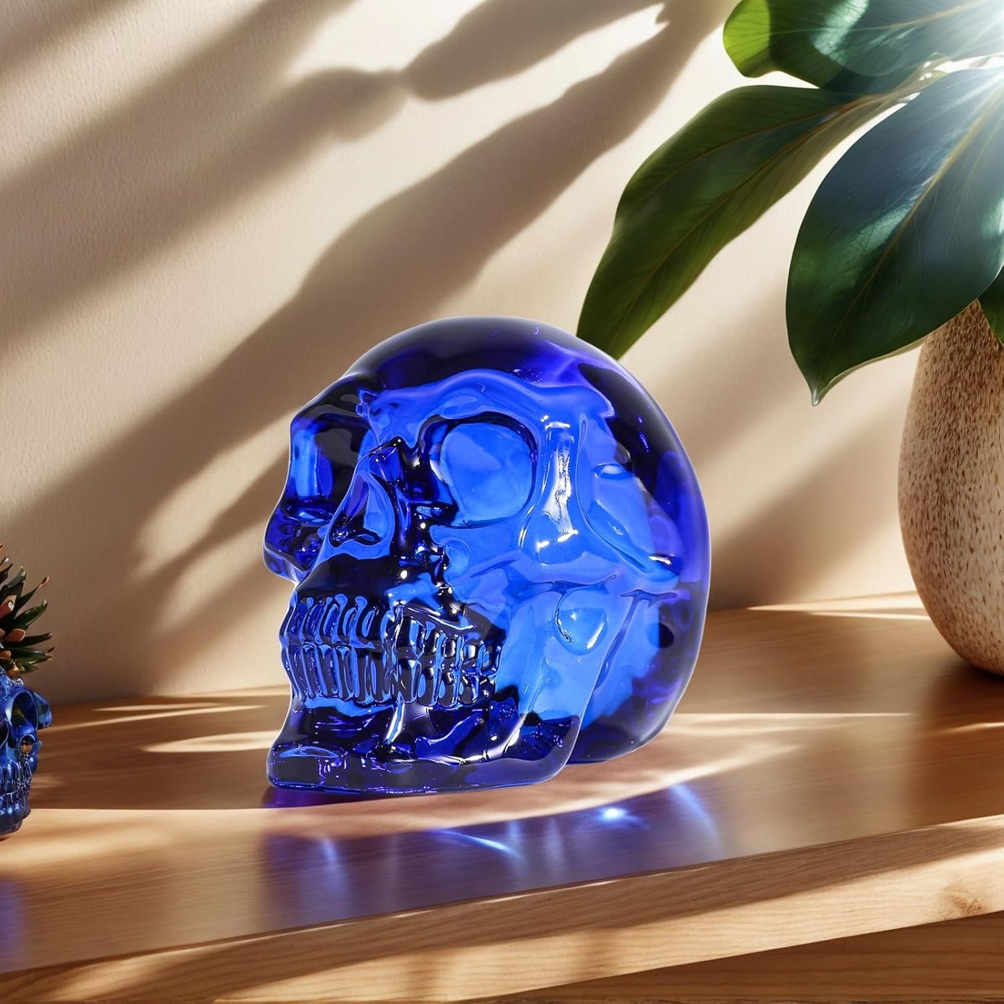 Model Statue for Halloween Decor Indoor Blue Crystal Skull Decorative Figurine Gifts for Women Husbands Halloween Head Figurine Decoration Gift (Blue Skull)