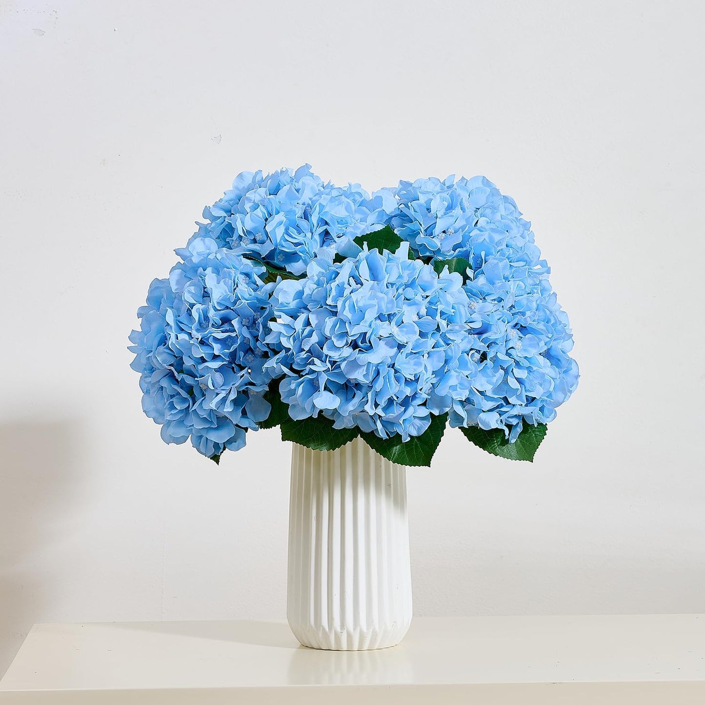8Pcs Blue Fake Flowers Silk Hydrangea Artificial Flowers Bouquets Faux Hydrangea Stems for Home Table Centerpieces Wedding Party Decoration