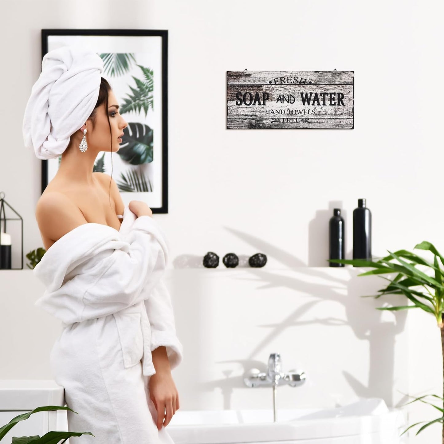 Jetec Farmhouse Bathroom Decor, Fresh Soap and Water Sign Vintage Bathroom Wood Plaque Rustic Wall Decor for Wall Art Decoration Restroom(Novel)