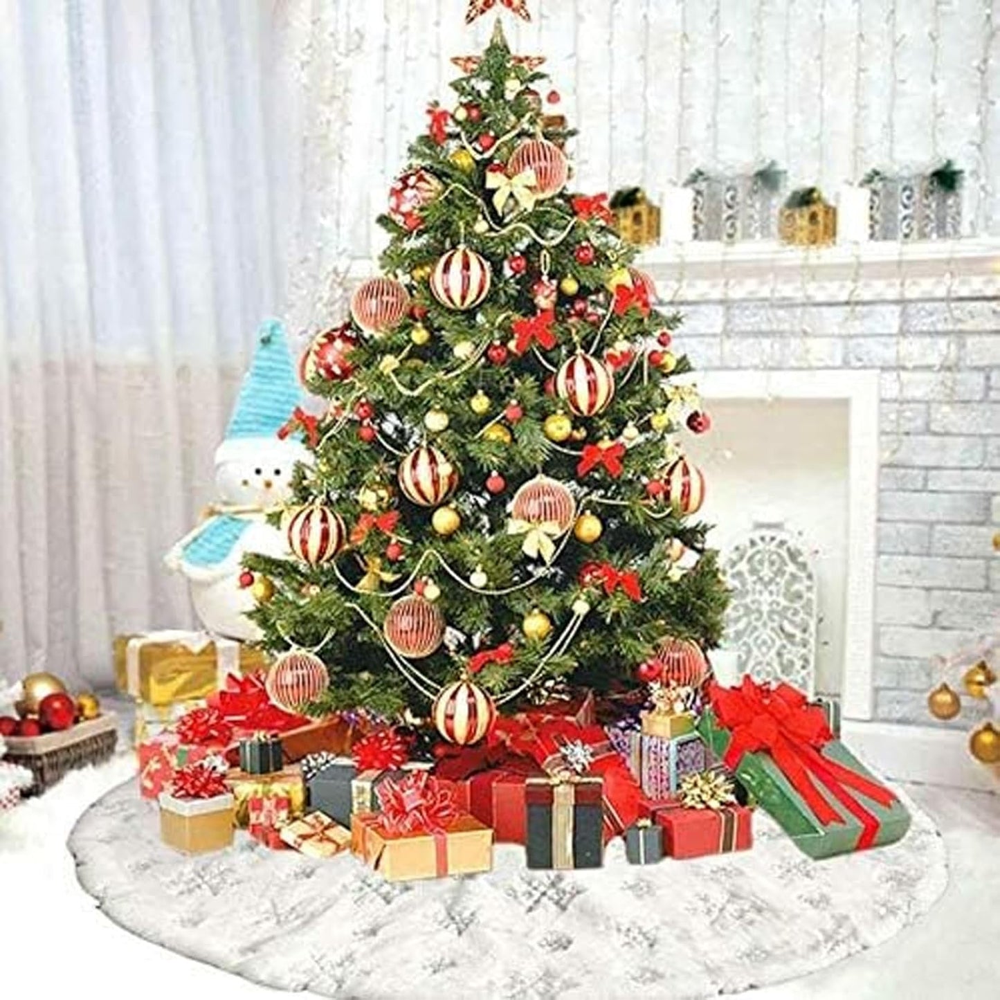 30inch White Christmas Tree Skirt Tree Carpet Blanket, Soft 2.5ft Xmas Christmas Tree Blanket with Silver Snowflake White Faux Fur Carpet for Christmas Holidays Decoration Party