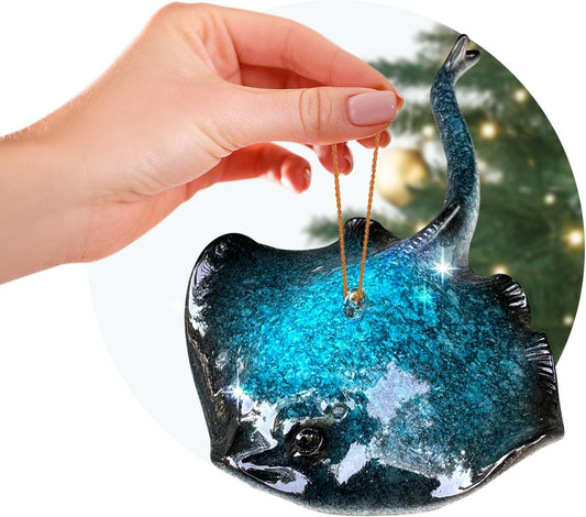 Hand-Painted Beach Christmas Ornament – Coastal Tree Decoration for Ocean Lovers – Unique Nautical Ornament for Christmas Tree or Stocking Stuffer Gift (Blue Stingray)