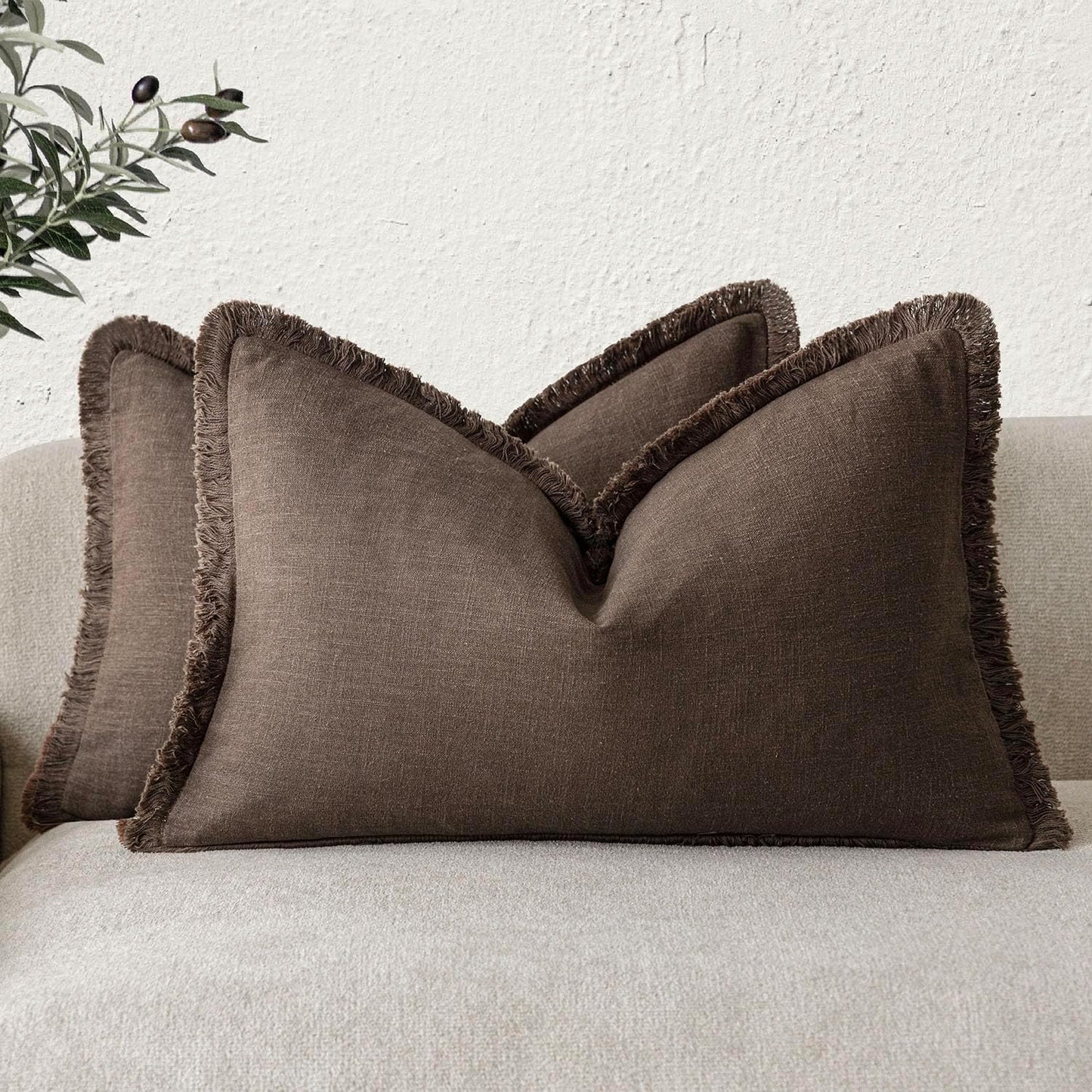 Foindtower Set of 2 Decorative Linen Fringe Lumbar Throw Pillow Covers Farmhouse Cushion Cover with Tassels Soft Accent Pillowcase for Couch Sofa Bed Living Room Home Decor,12×20 Inch,Reddish Brown