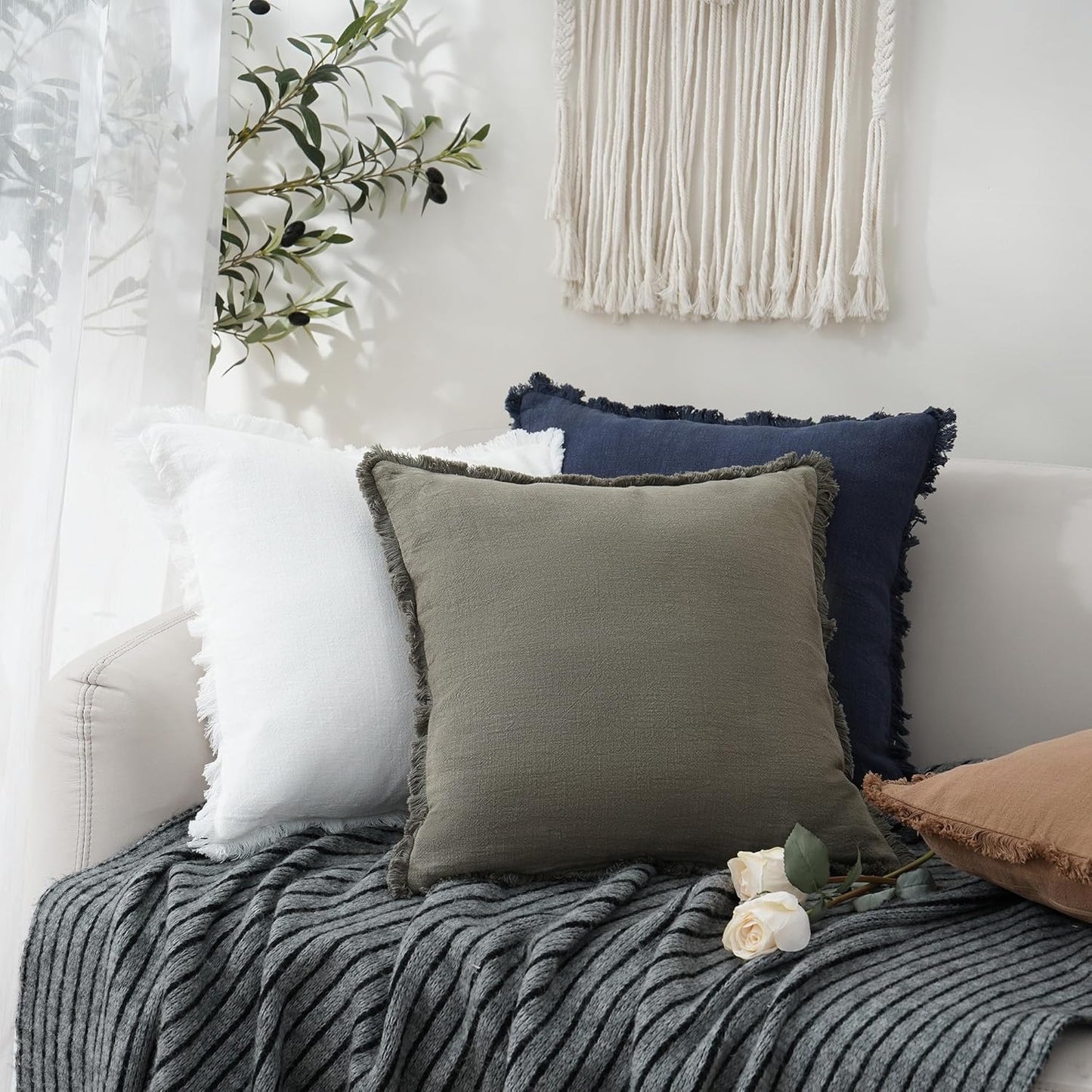 Foindtower Set of 2 Decorative Linen Fringe Throw Pillow Covers Cozy Boho Farmhouse Cushion Cover with Tassels Soft Accent Pillowcase for Couch Sofa Bed Living Room Home Decor,20×20 Inch,White