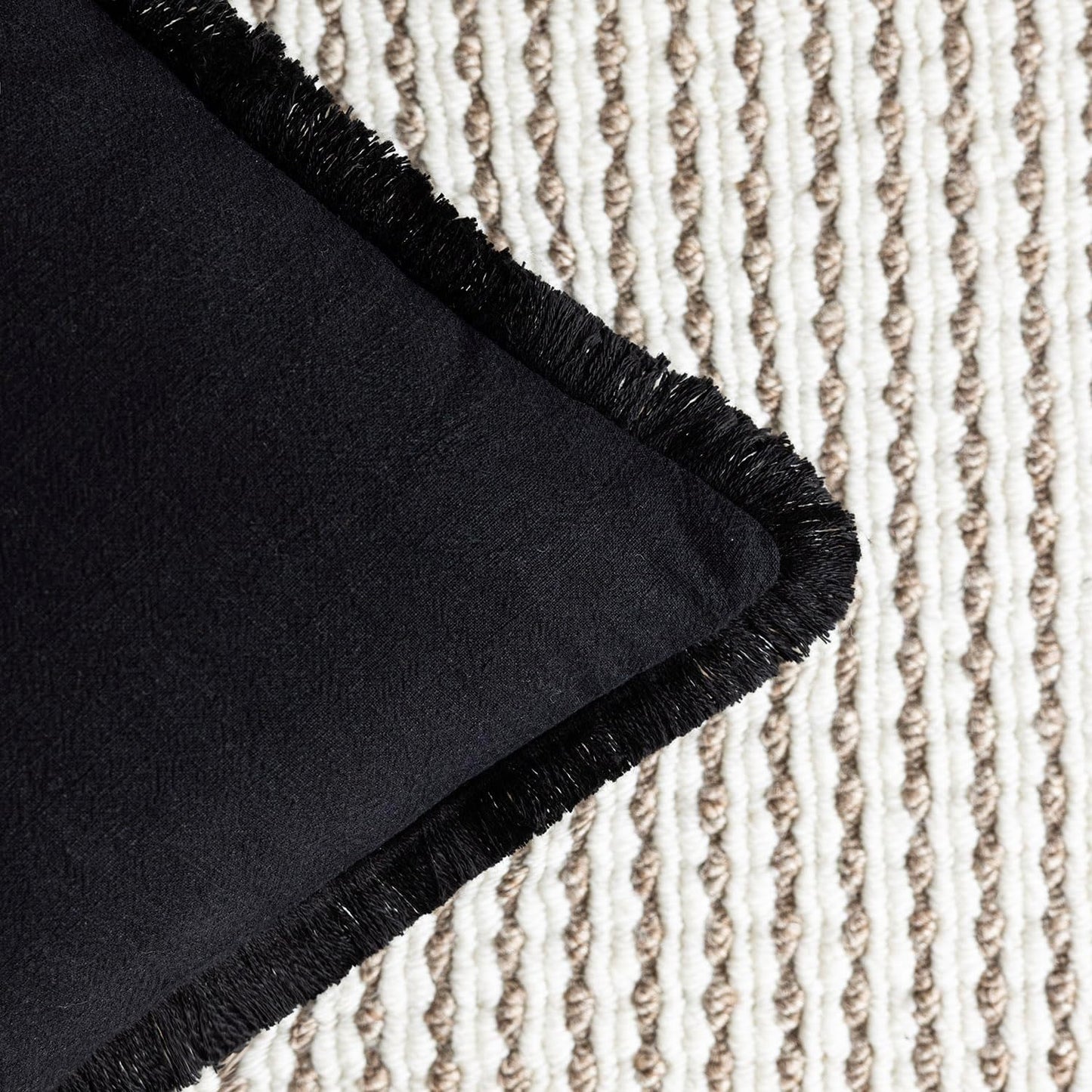 Foindtower Set of 2 Decorative Linen Fringe Throw Pillow Covers Cozy Boho Farmhouse Cushion Cover with Tassels Soft Accent Pillowcase for Couch Chair Sofa Bed Living Room Home Decor,18×18 Inch,Black
