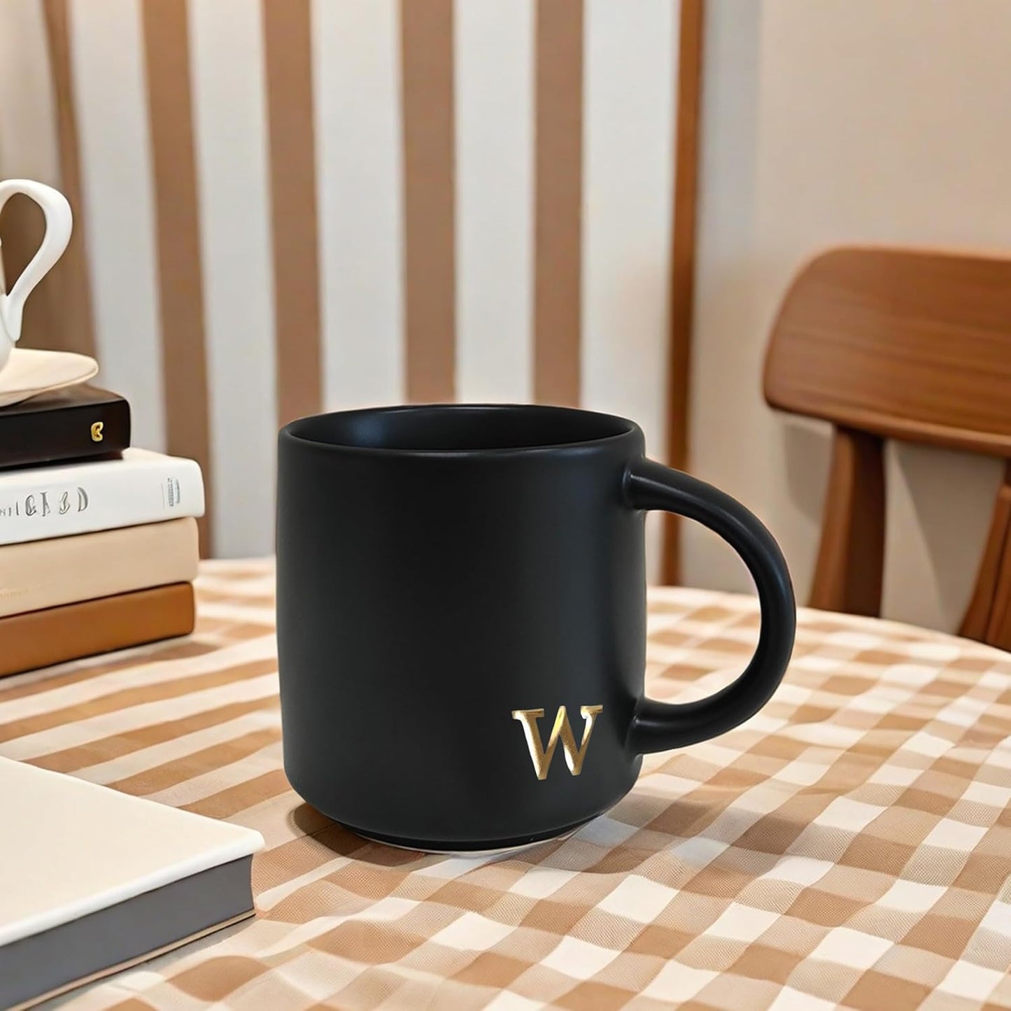 COLLECTIVE HOME - Black Monogram Ceramic Mugs, 15 oz Golden Initial Coffee Cups, Elegant Alphabet Tea Mugs, Personalized Halloween Mug with Gift Box, Perfect for Office and Home Décor (w)