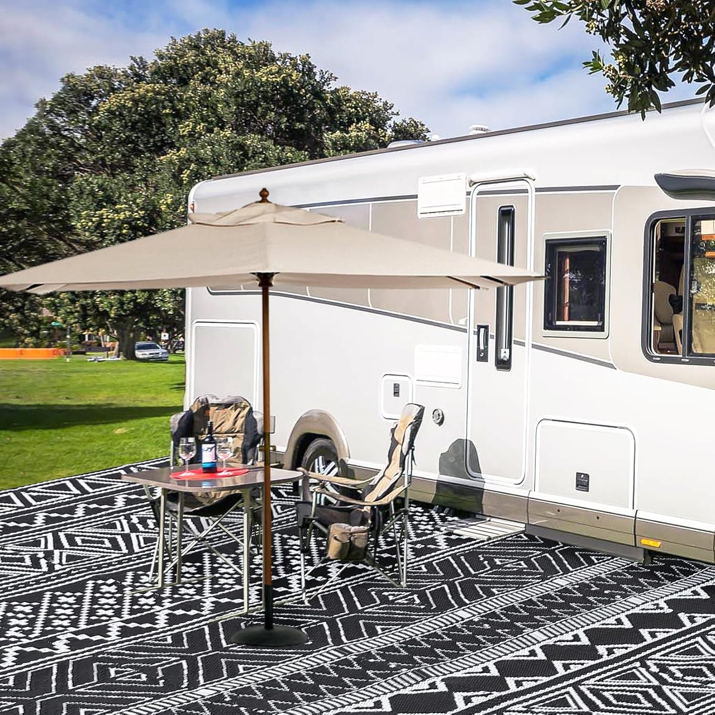 GAOMON Outdoor Rug Waterproof 8'x10', Reversible Outdoor Plastic Straw Rug, Boho Patio Rug, Indoor Outdoor Carpet, RV Mat Outside for Patio, Camp, Picnic, Balcony, Deck, Black/White(Bohemia)