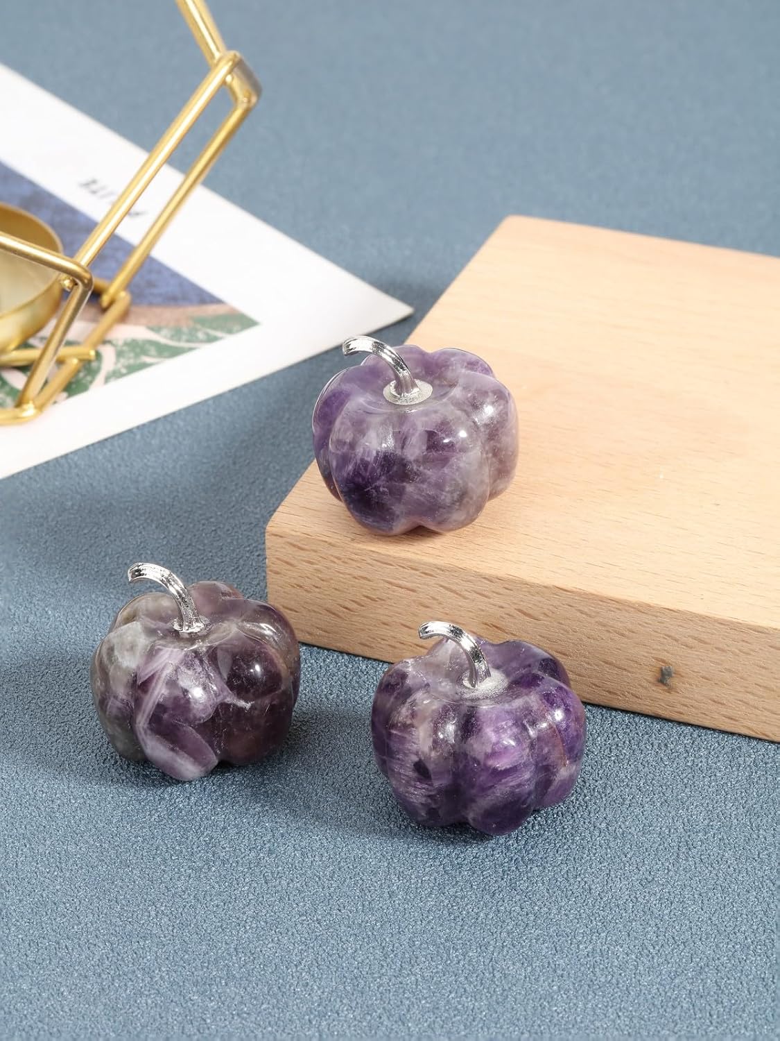 Jovivi Amethyst Crystal Pumpkin Figurine, 1.2" Mini Carved Gemstone Pumpkin Statue Decor Healing Stones Decorative Ornaments for Fall Harvest Thanksgiving Halloween Decorations Home Decor