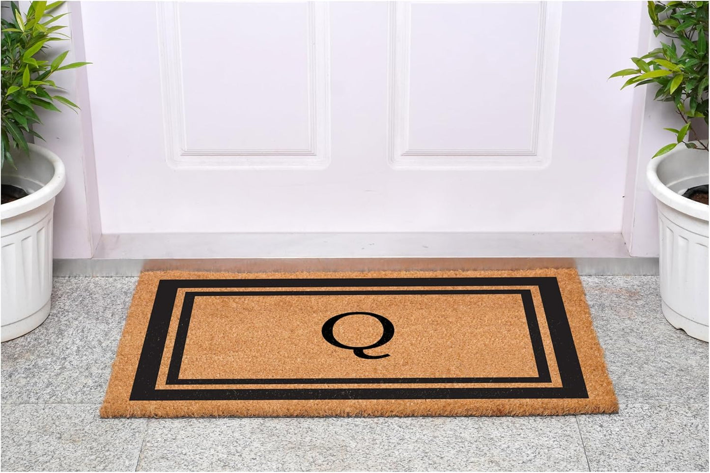 Calloway Mills 152961830Q Black Border 18" x 30" Monogram Doormat, (Letter Q)