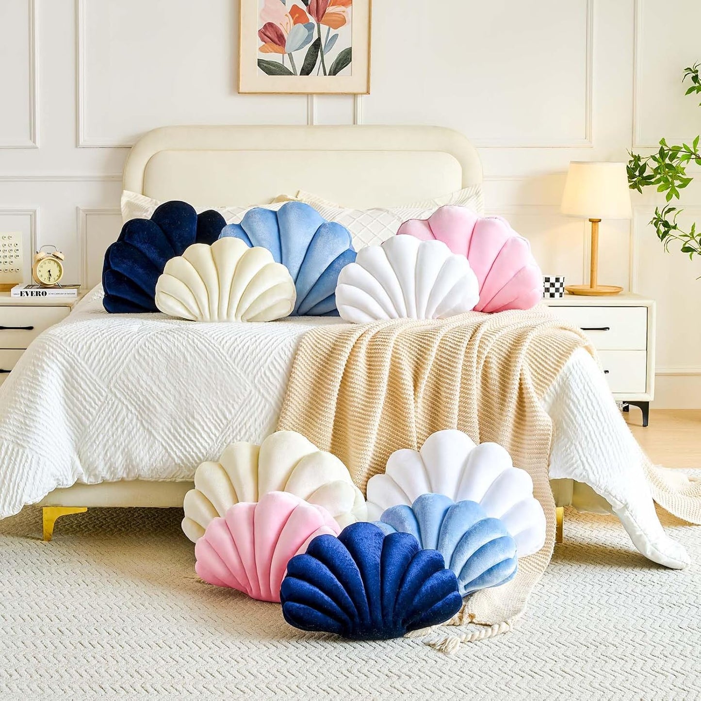 Dusty Blue Seashell Throw Pillows, Shell Shaped Throw Pillows, 13 Inch Soft Velvet Home Decorative Pillow Plush Cushion for Bed Couch Living Sofa Room Decor Accent Throw Pillow