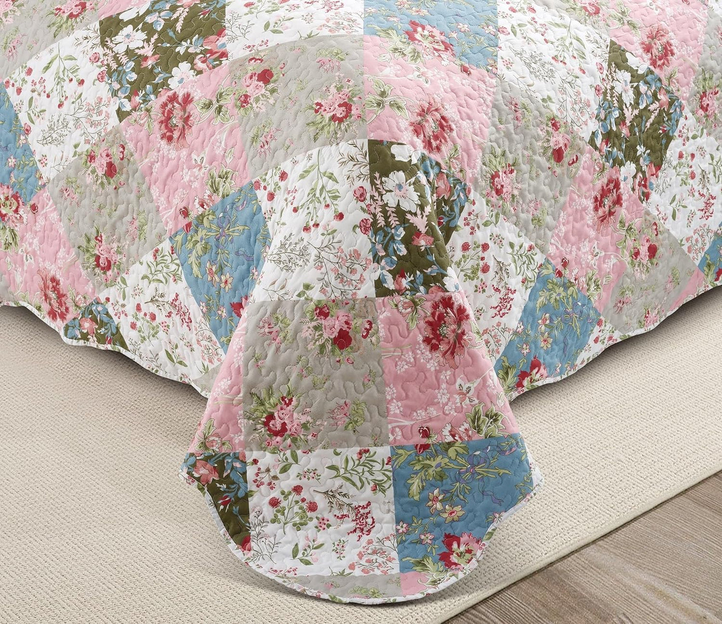 Brilliant Sunshine Peach and Olive Flowers Patchwork, 2-Piece Quilt Set with 1 Sham, Reversible Bedspread, Soft Lightweight Coverlet, All-Season, Twin, Peach Olive