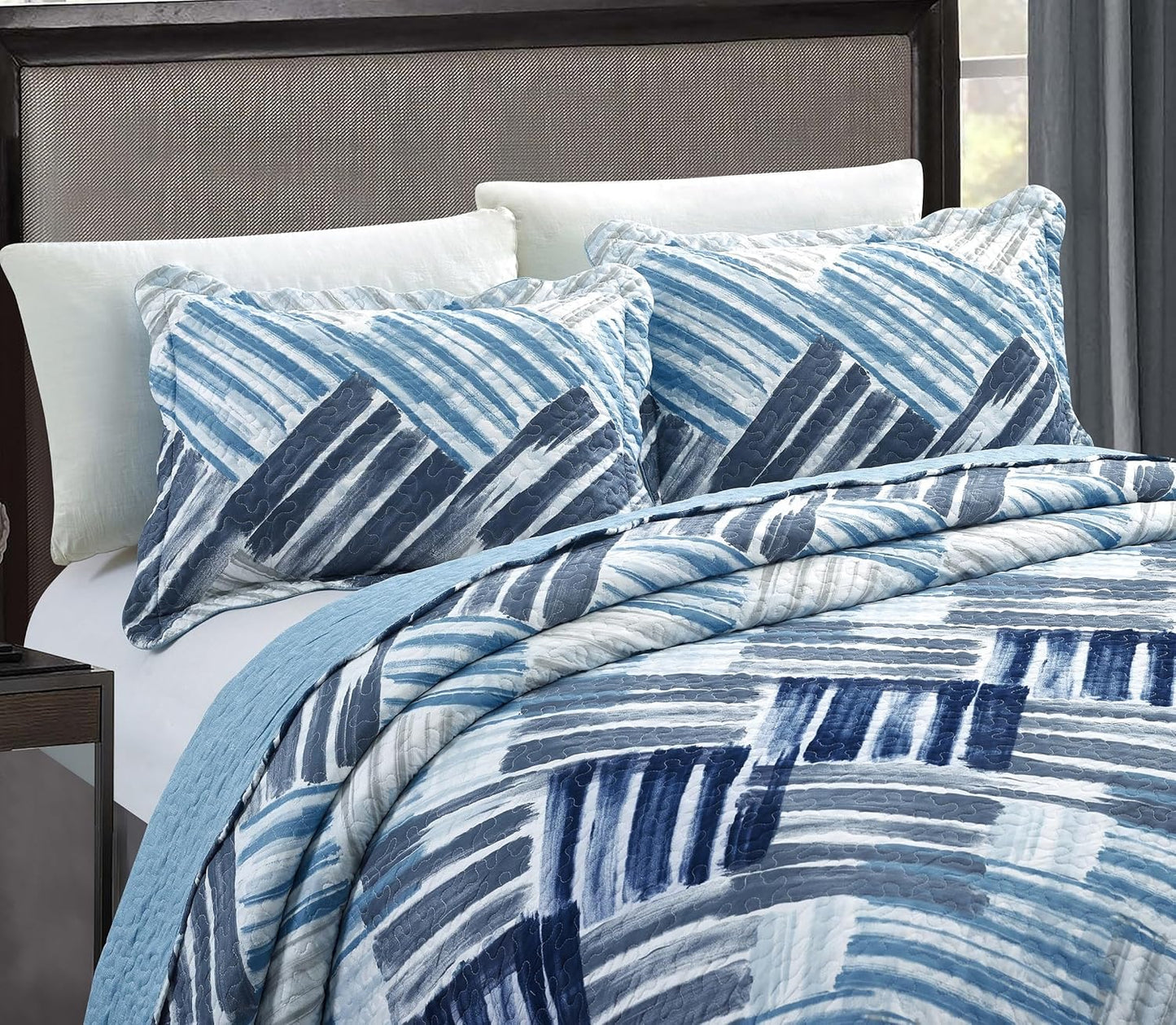 Brilliant Sunshine Blue and Grey Stripe Blocks Patchwork, 3-Piece Quilt Set with 2 Shams, Reversible Bedspread, Soft Lightweight Coverlet, All-Season, Full/Queen, Blue Grey