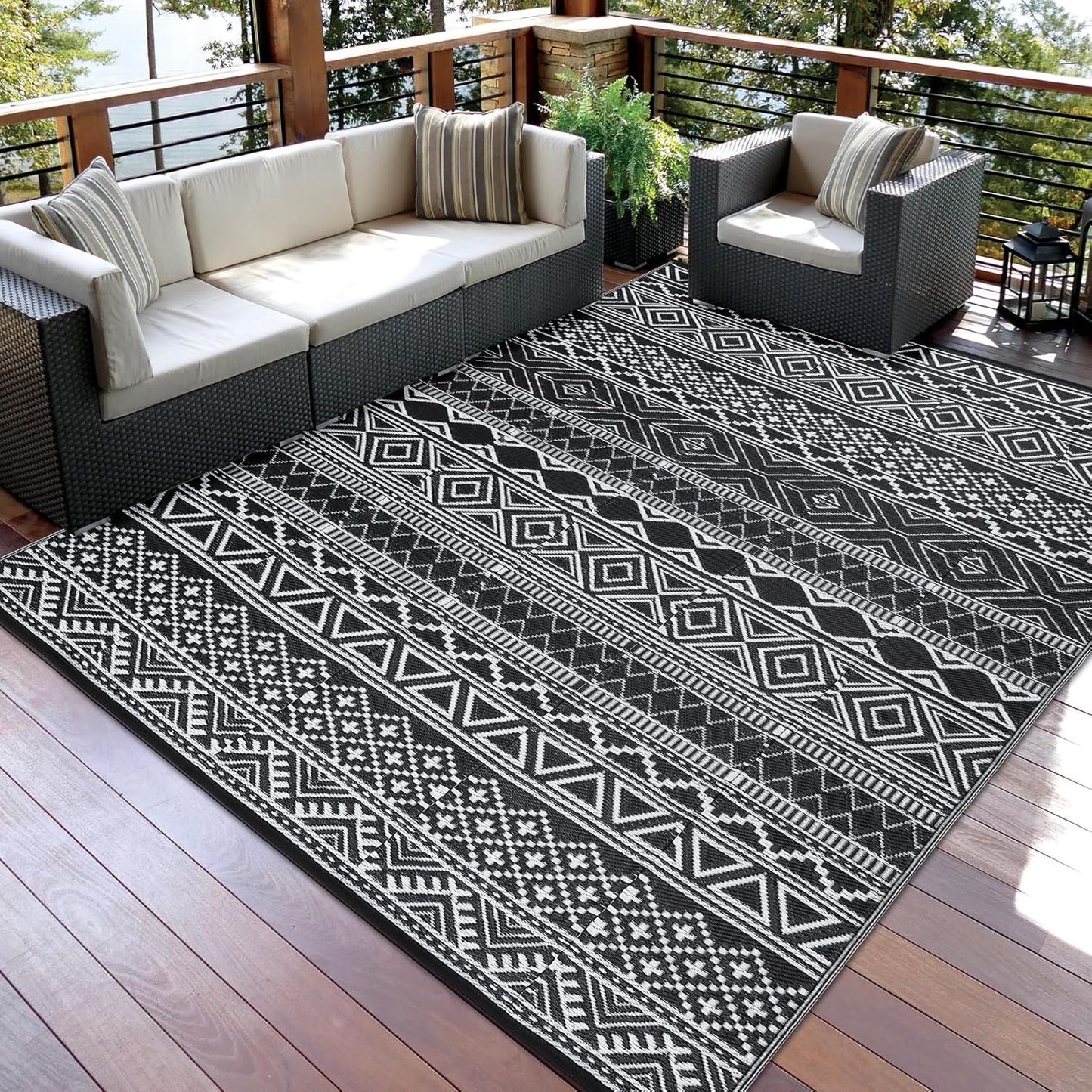 GAOMON Outdoor Plastic Straw Rug, 10'x20' Reversible Sage Green Patio Mat, Flower Modern Design for RV, Backyard, Deck, Camping, Picnic, Black/White(Bohemia)