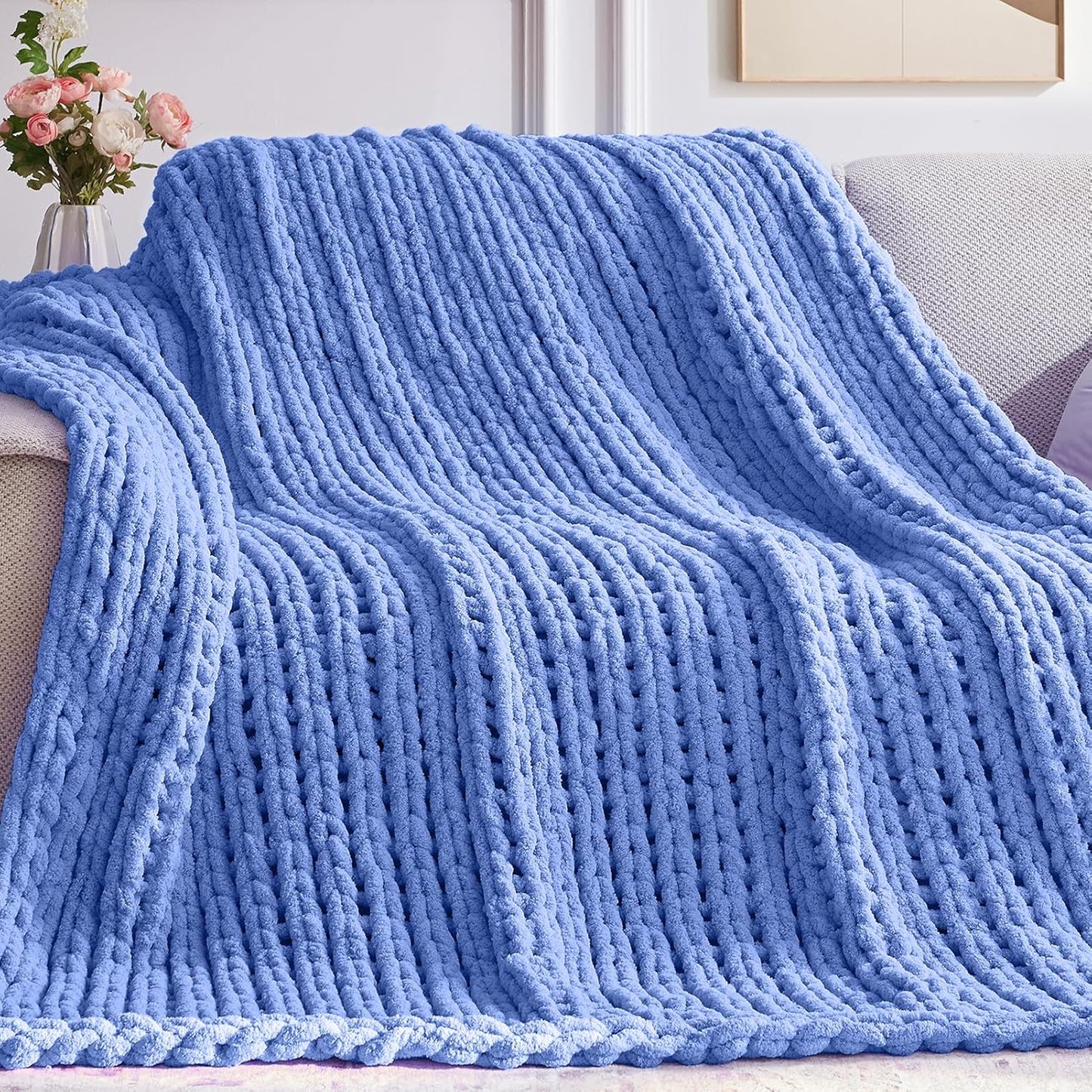 Chunky Knit Throw Blanket, 40''*50'' Knitted Throw Chenille Yarn for Bed Couch, Handmade Light Blue Crochet Big Thick Blanket, Machine Washable Cute Comfy Blanket for Home Decor