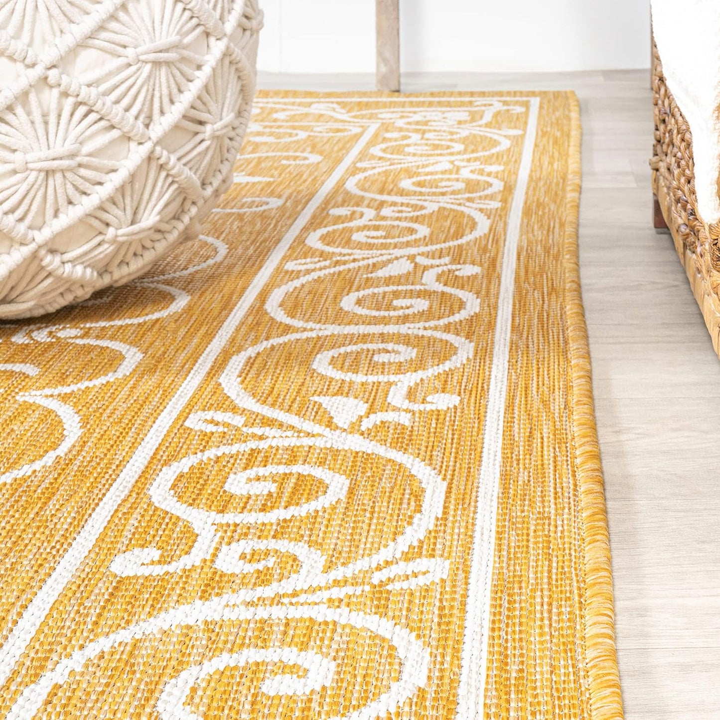 JONATHAN Y Vintage Filigree Indoor Outdoor Runner Rug 2X10 Yellow/Cream, Charleston Textured Weave for Backyard, Patio, Porch, Easy-Cleaning, High Traffic, Pet-Friendly, Non-Shedding (SMB106L-210)