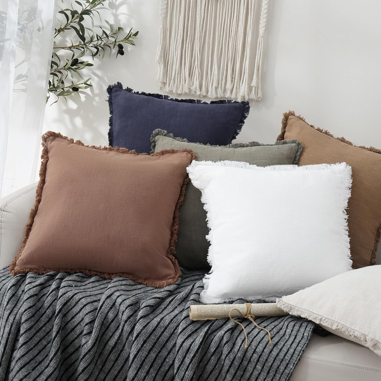 Foindtower Set of 2 Decorative Linen Fringe Throw Pillow Covers Cozy Farmhouse Boho Cushion Cover with Tassels Soft Accent Pillowcase for Couch Sofa Bed Living Room Home Decor 20×20 Inch Rust