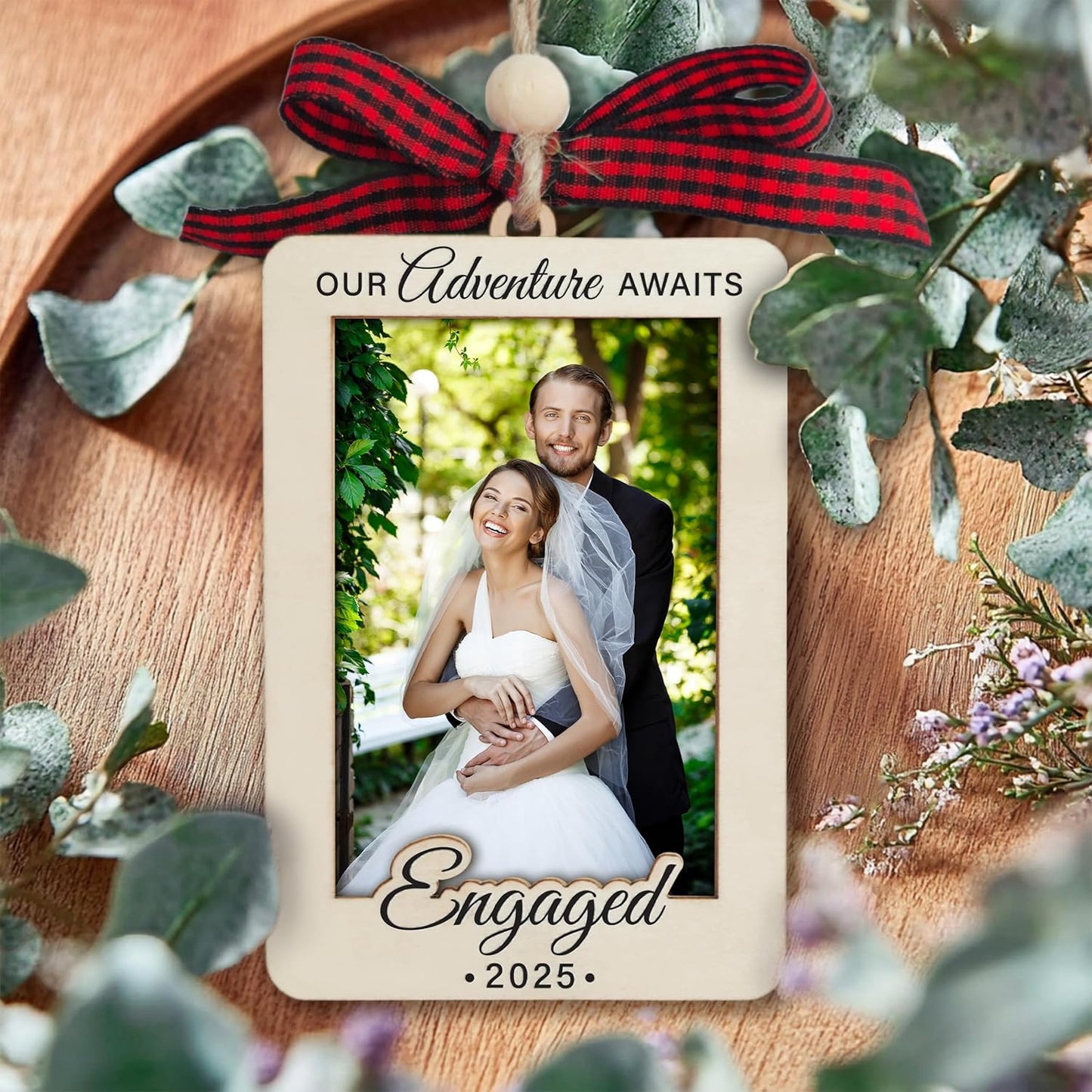 Christmas Photo Frame Ornament, 2025 Ornament, Wooden Picture Frame Ornaments With Hanging String (2025 Engaged)