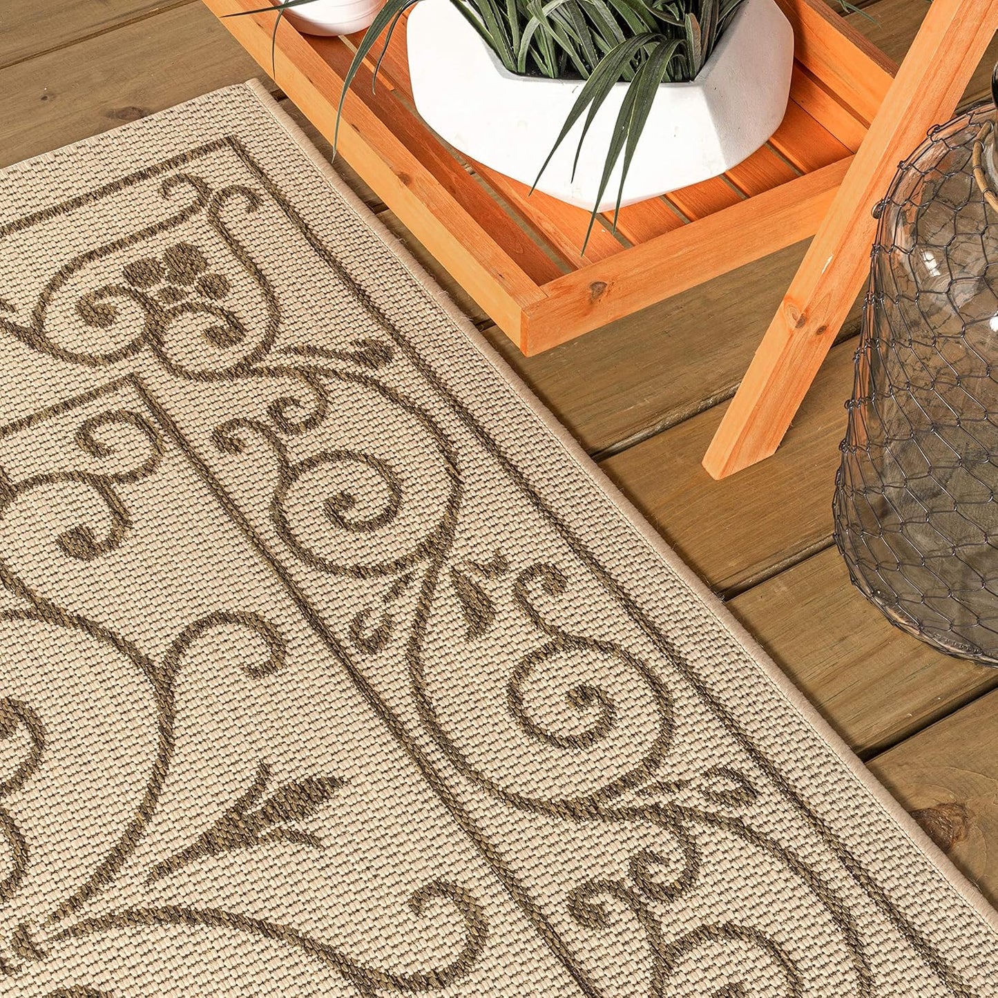 JONATHAN Y Vintage Filigree Indoor Outdoor Runner Rug 2X8 Beige/Brown, Charleston Textured Weave for Backyard, Patio, Porch, Easy-Cleaning, High Traffic, Pet-Friendly, Non-Shedding (SMB106A-28)