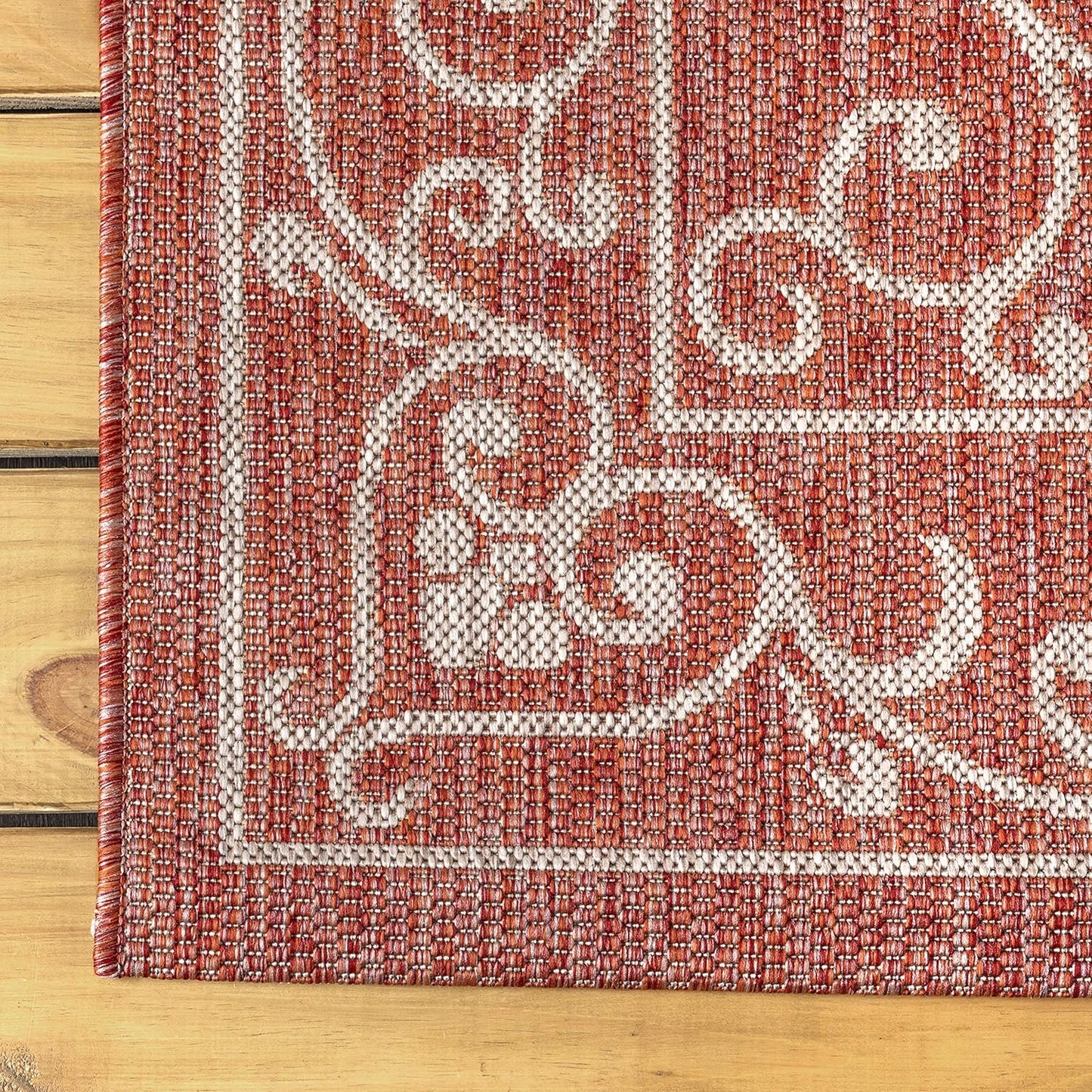 JONATHAN Y Vintage Filigree Indoor Outdoor Round Area Rug 6 Ft Red/Beige, Charleston Textured Weave for Backyard, Patio, Porch, Easy-Cleaning, High Traffic, Pet-Friendly, Non-Shedding (SMB106B-6R)