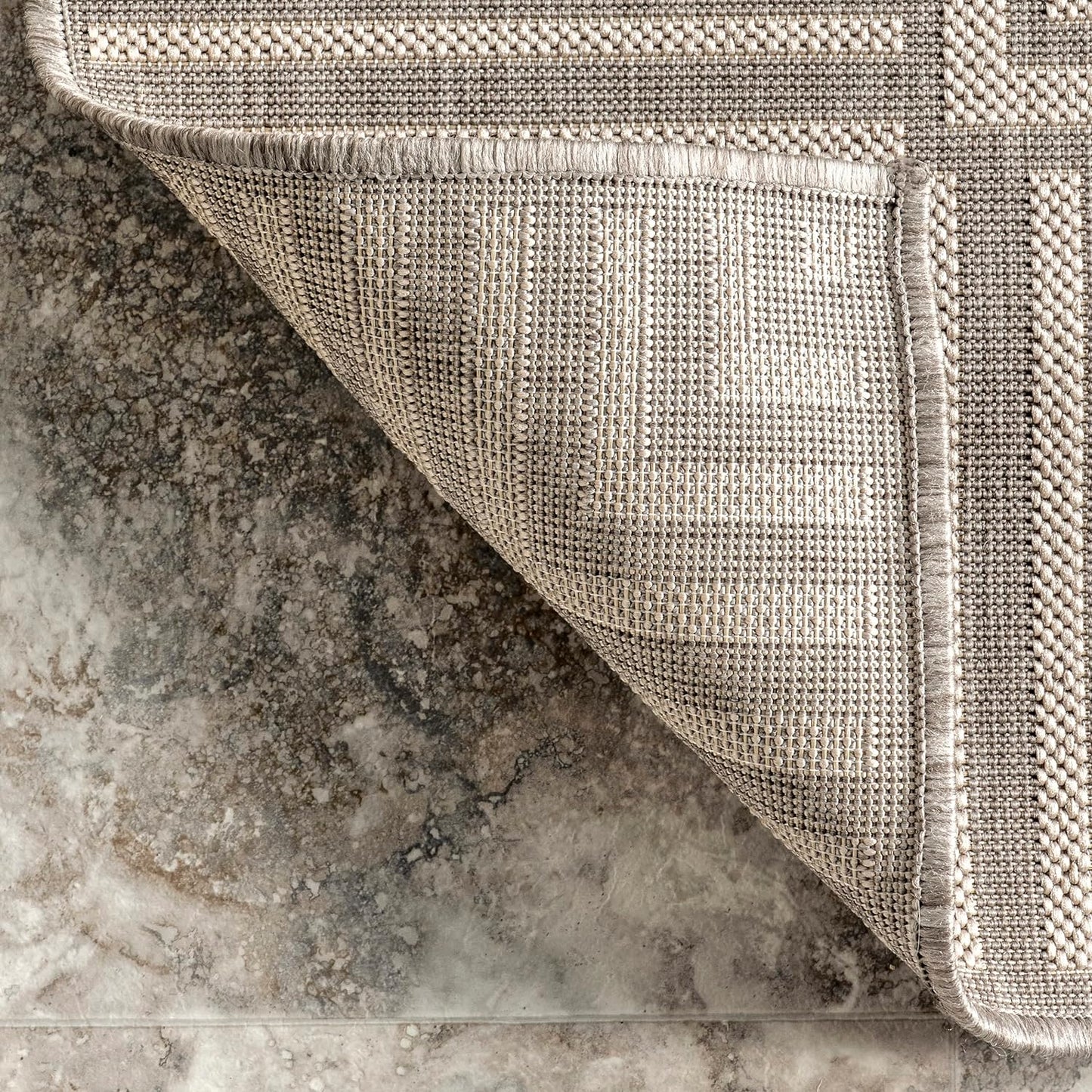 nuLOOM 4' x 6' Outdoor Area Rug, Casual Design with Striped Border, Stain Resistant, Highly Durable, for Patio, Balcony, Bedroom, Living Room, Dining Room, Bathroom, Light Grey